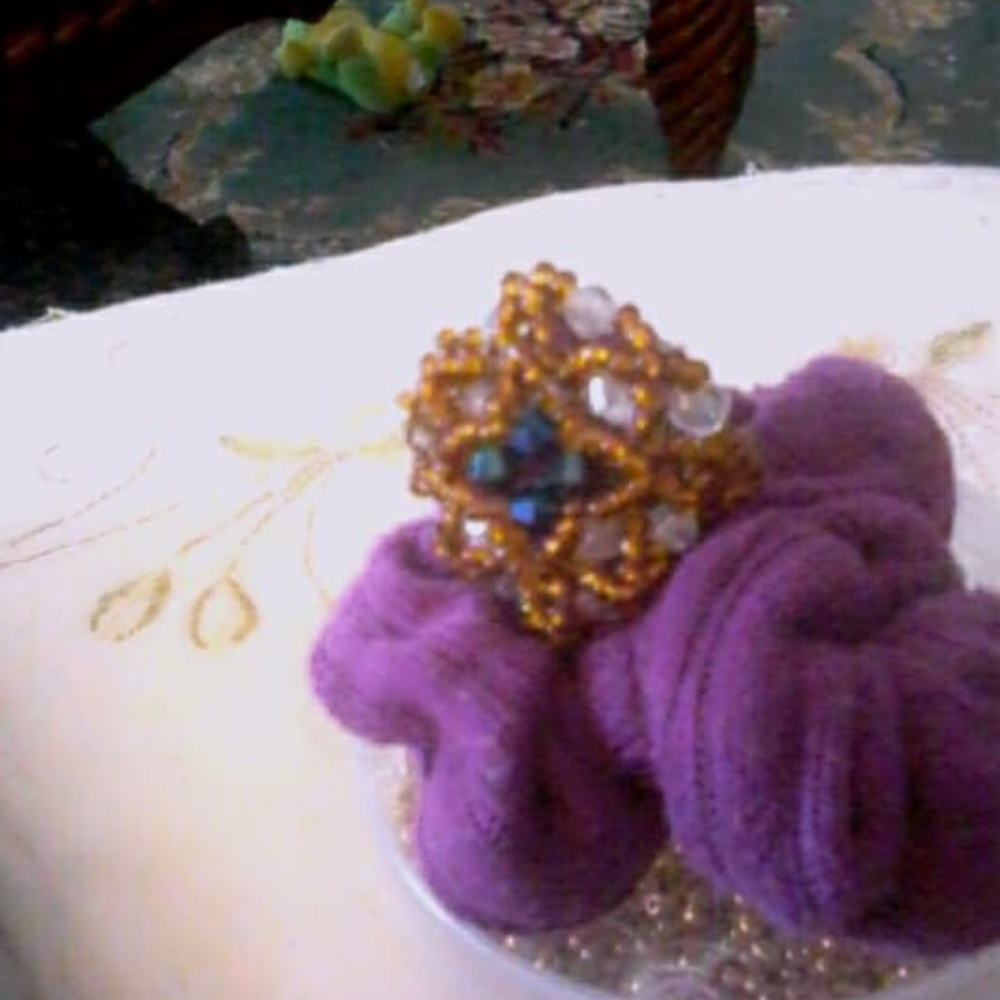 beaded jewlery - Picture 6 of 8